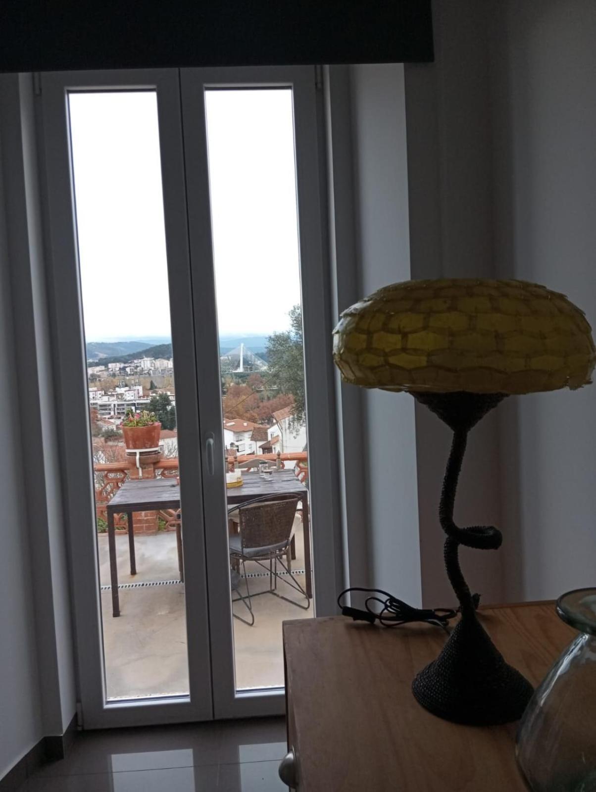 Casa Com Vista Sob A Cidade! Coimbra Exterior photo
